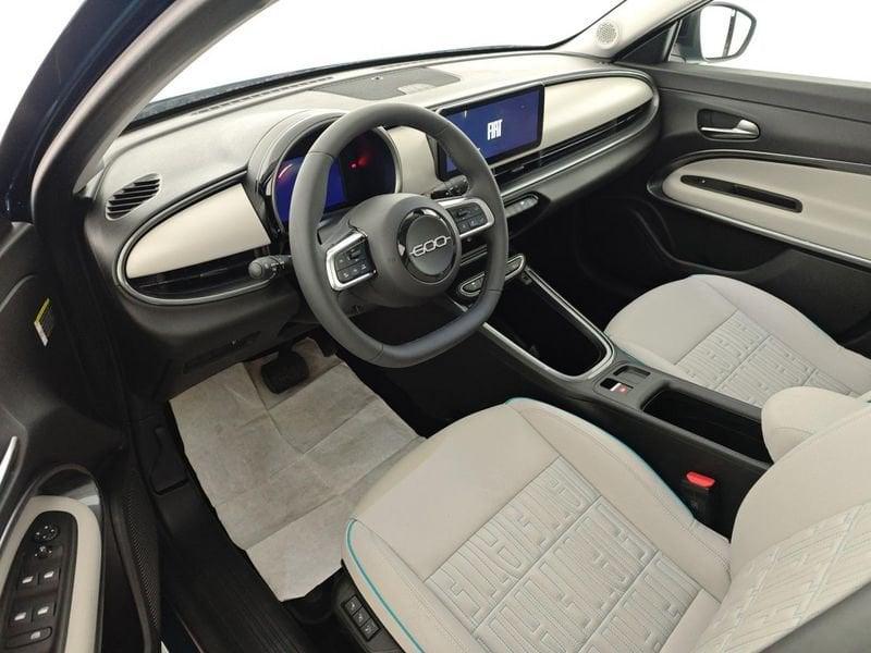 FIAT 600 Hybrid 110 CV DCT MHEV La Prima