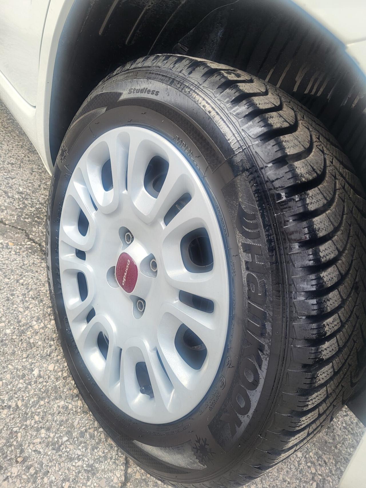 FIAT PANDA 1,0 BENZINA/HIBRYD-UNICA PRO-FOTO REVIS