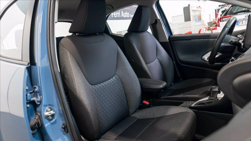 TOYOTA Yaris 1.5h Trend del 2021