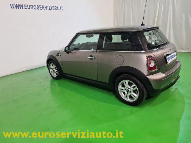 MINI One 1.6 16V One (55kW)