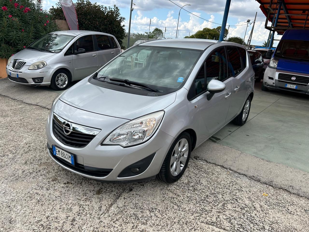 Opel Meriva 1.3 CDTI 95CV ecoFLEX Cosmo PER NEOPATENTATO
