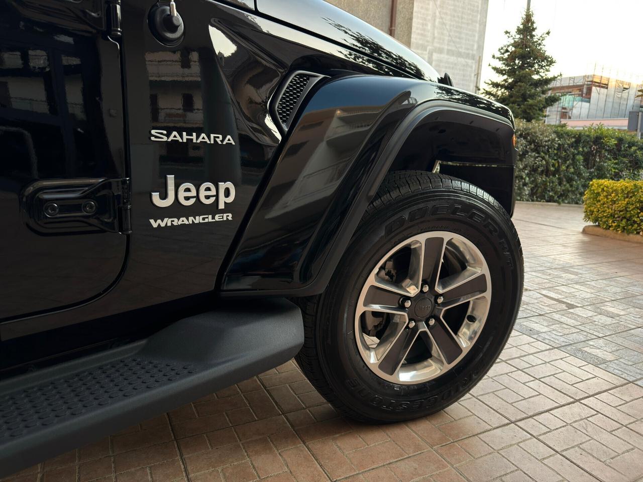 Jeep Wrangler 2.0 Turbo Sahara 272 cv