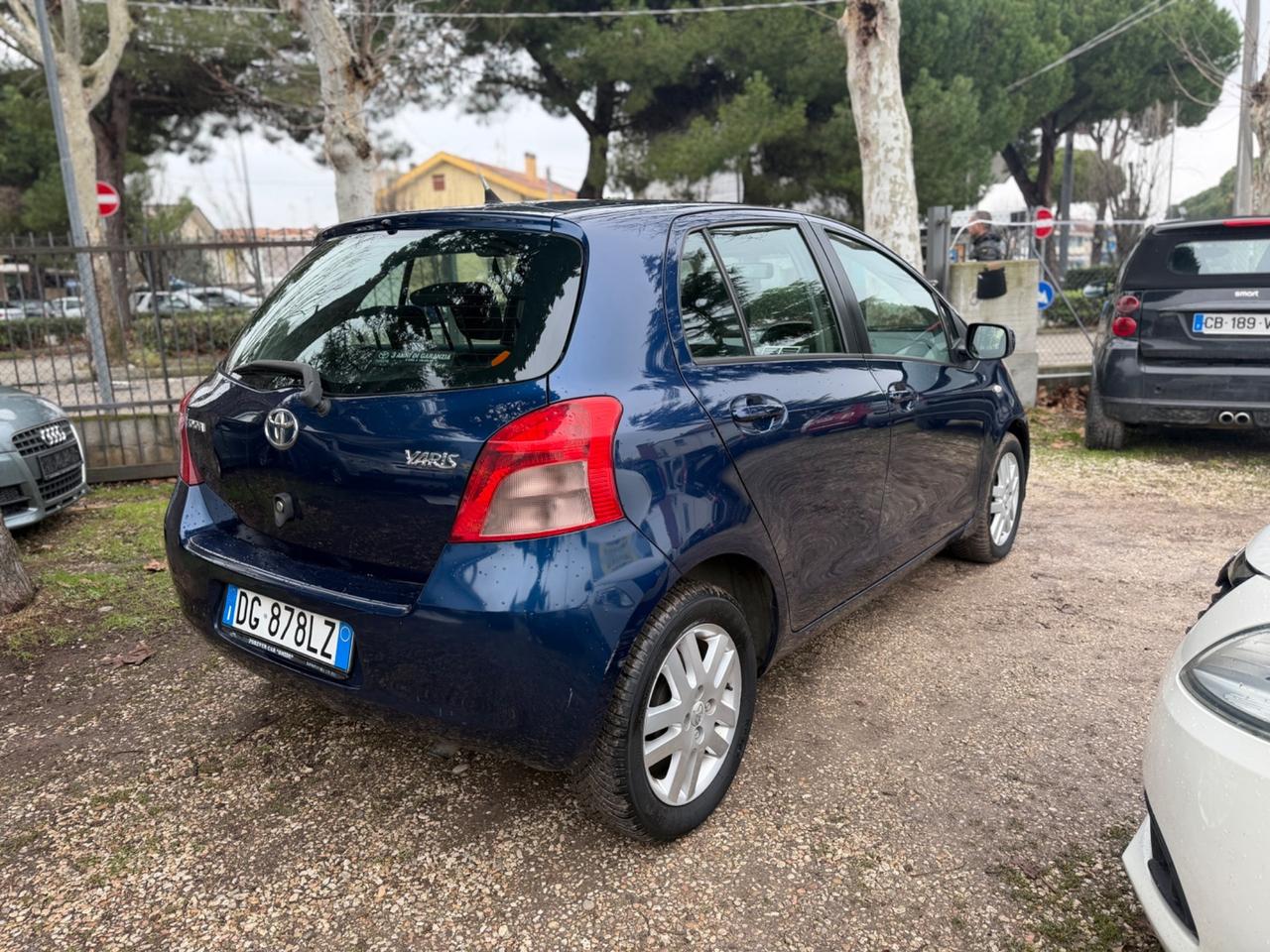 Toyota Yaris 1.4 D-4D 5 porte Sol NEOPATENTATI