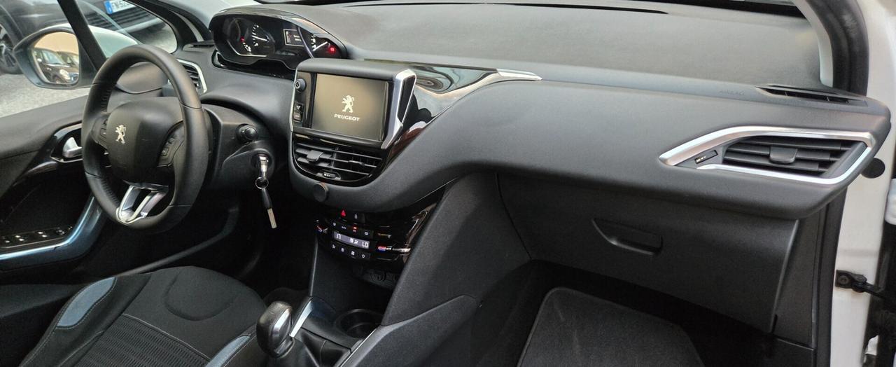 Peugeot 208 1.4 HDi 68 CV 5 porte Allure