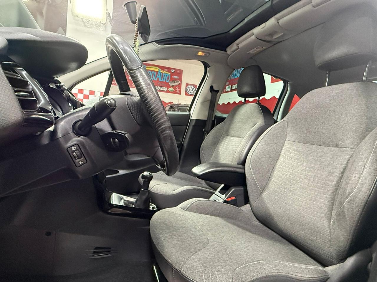 Citroen C3 1.2 82cv PureTech Exclusive - 2015