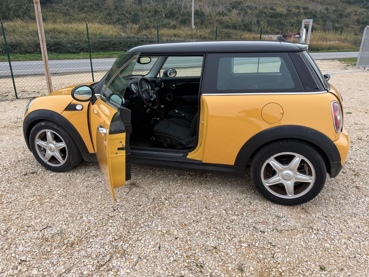 Mini 1.6 DIESEL 190.000 km PREZZO SHOCK