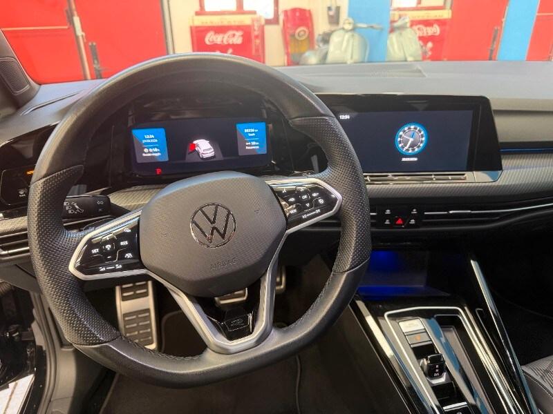 VOLKSWAGEN Golf 8ª serie Golf 2.0 TDI 150 CV D...