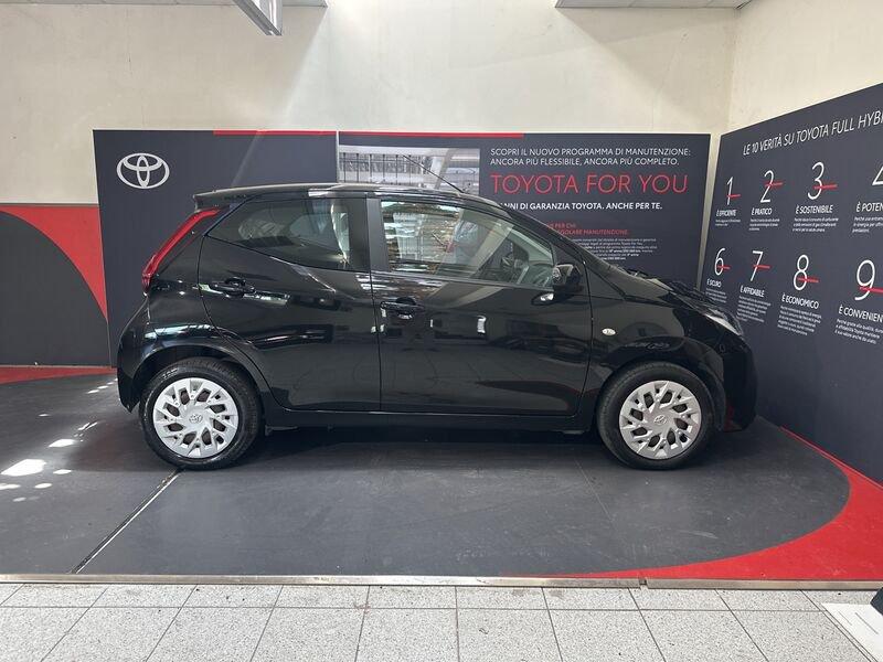 Toyota Aygo Aygo Connect 1.0 VVT-i 72 CV 5 porte x-play