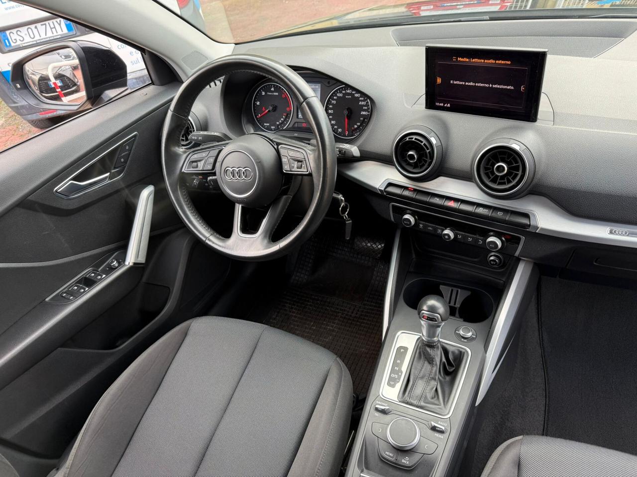 Audi Q2 30 TDI S tronic Business