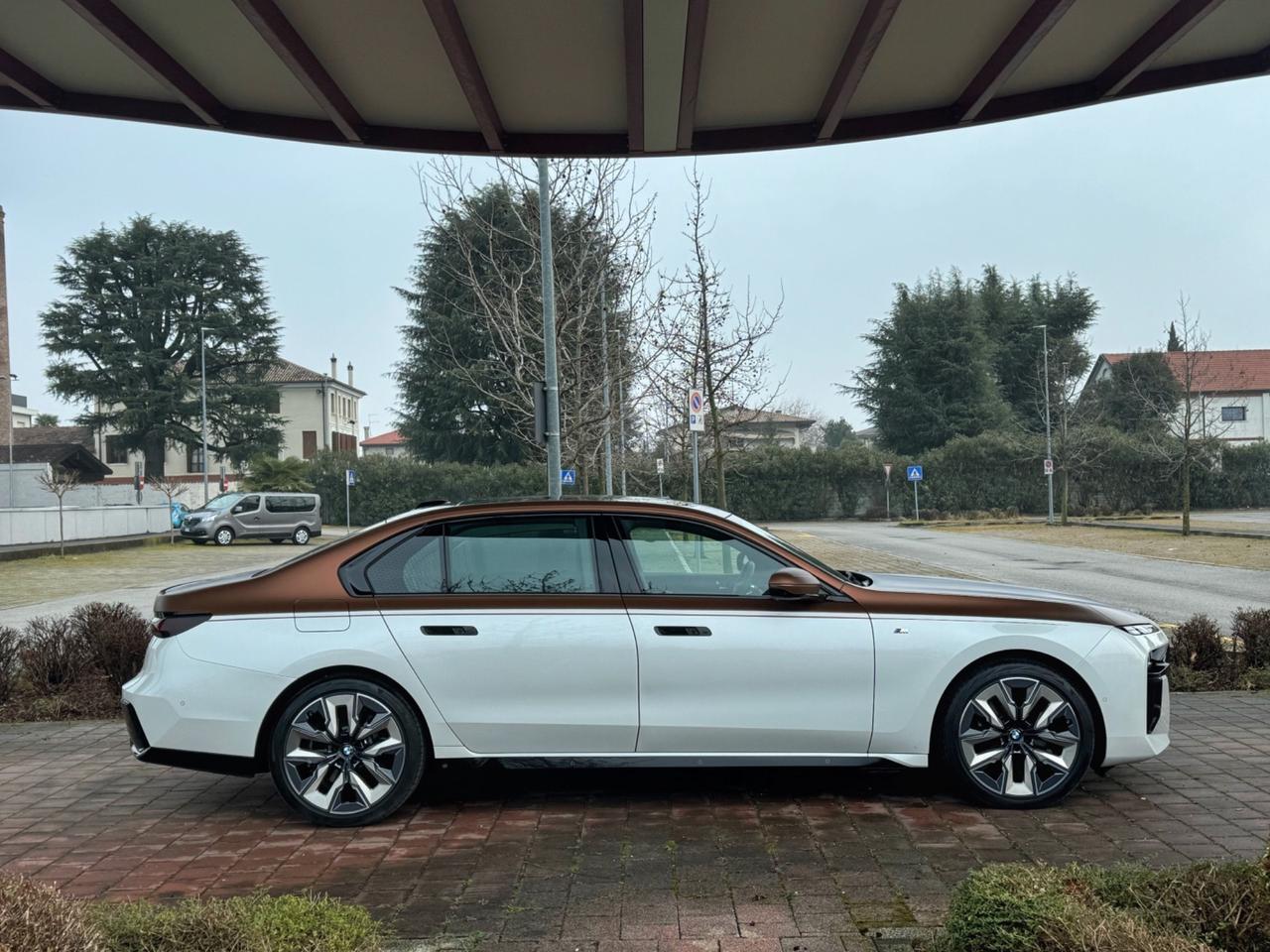 Bmw 740 740d xDrive Msport unico proprietario 5.000 km