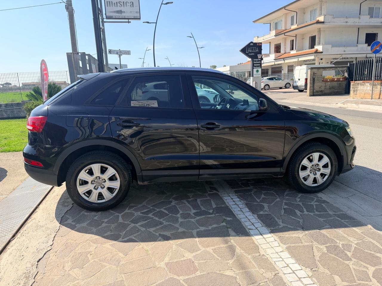 Audi Q3 2.0 TDI 120 CV Design