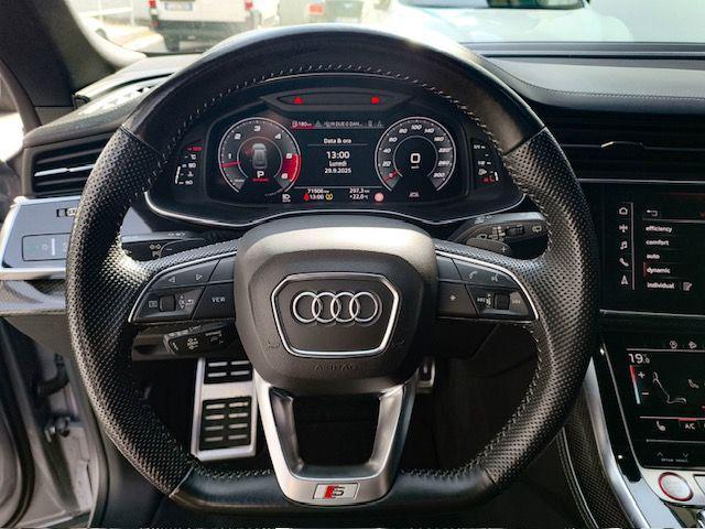 AUDI SQ8 TDI quattro tiptronic