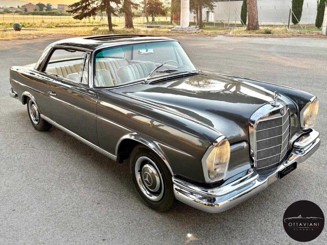 Mercedes W 111 220 se Coupé