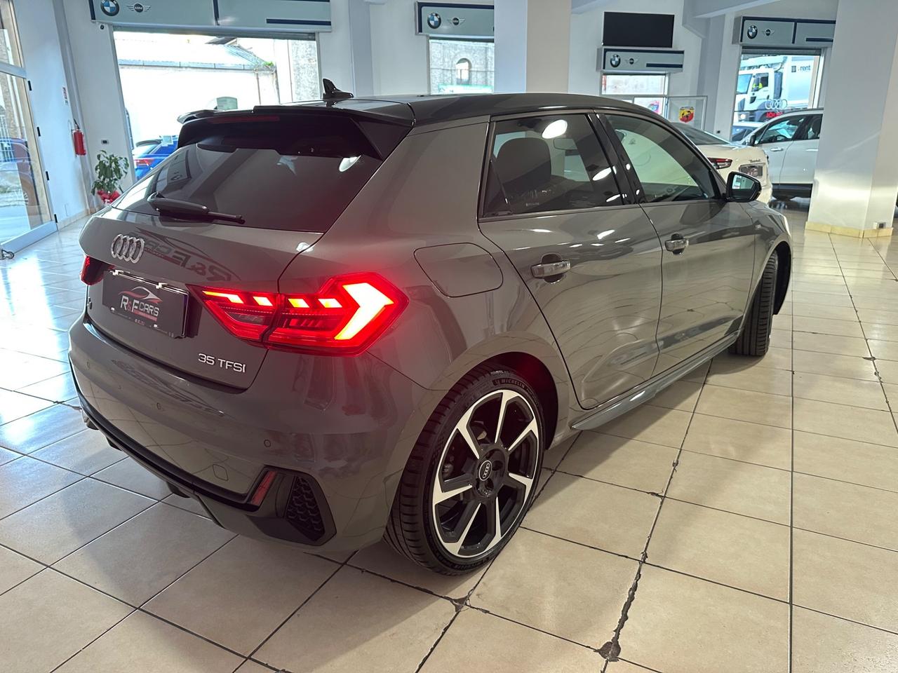 Audi A1 SPB 35 TFSI S tronic Identity Black