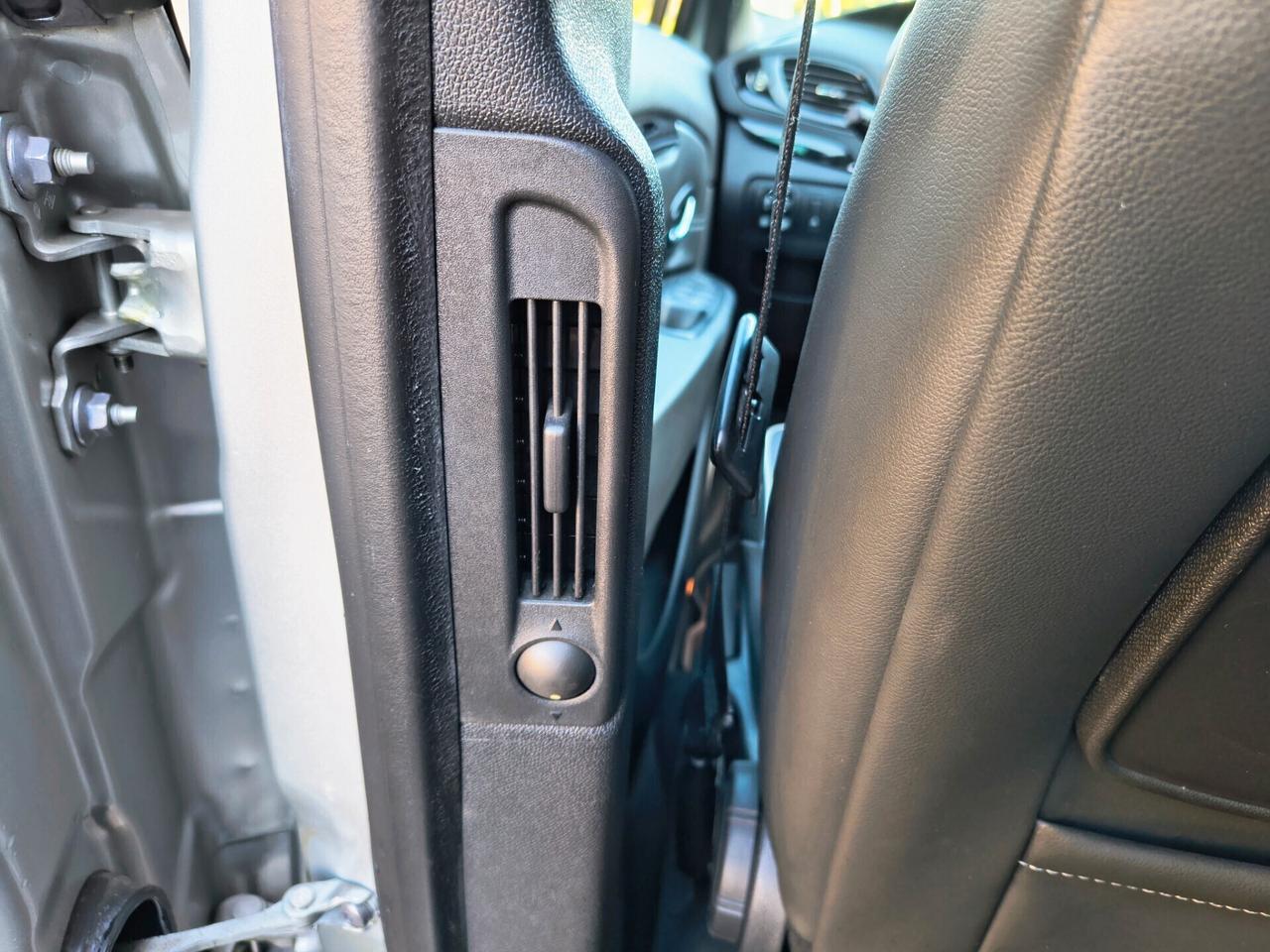 RENAULT SCENIC XMOD SOLO 130.000 1.5 DIESEL KM 2013