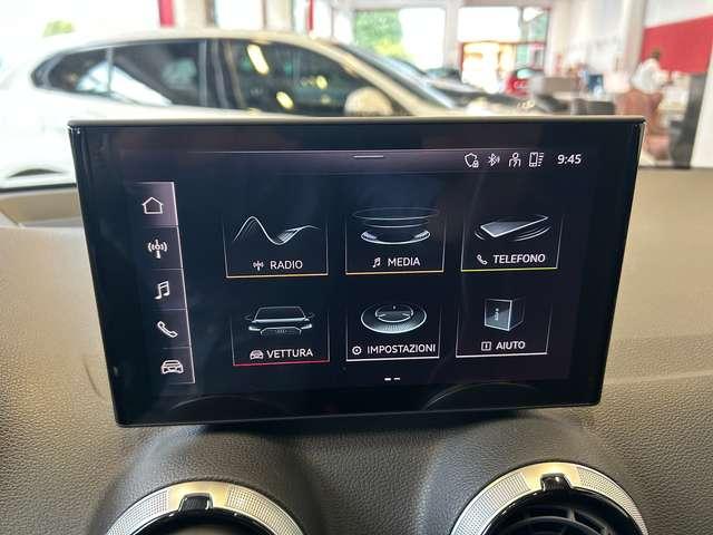 Audi Q2 30 TFSI Business Advanced