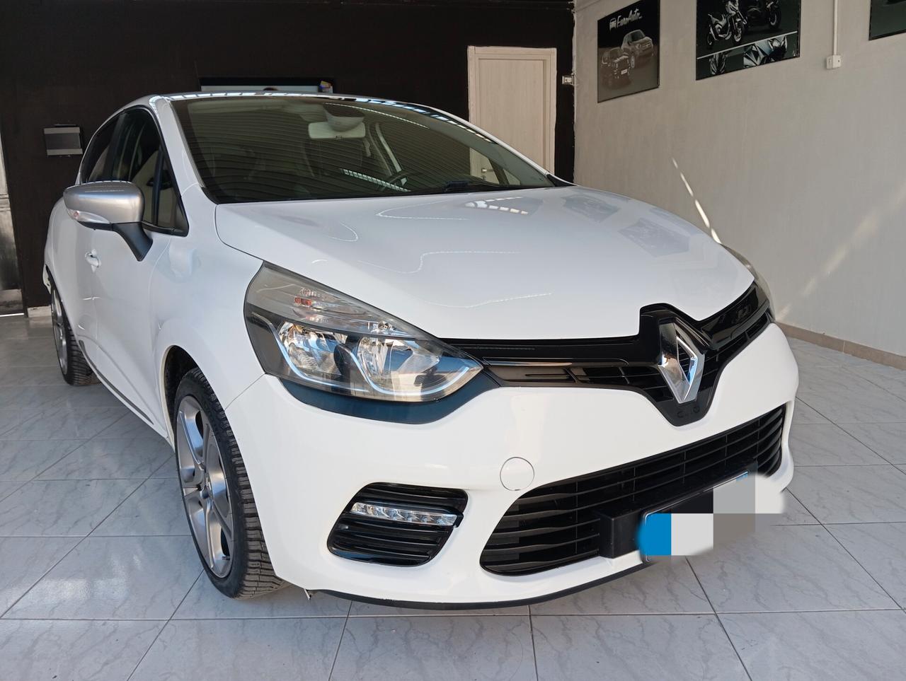 Renault Clio 1.5 Diesel 2016 CON GARANZIA