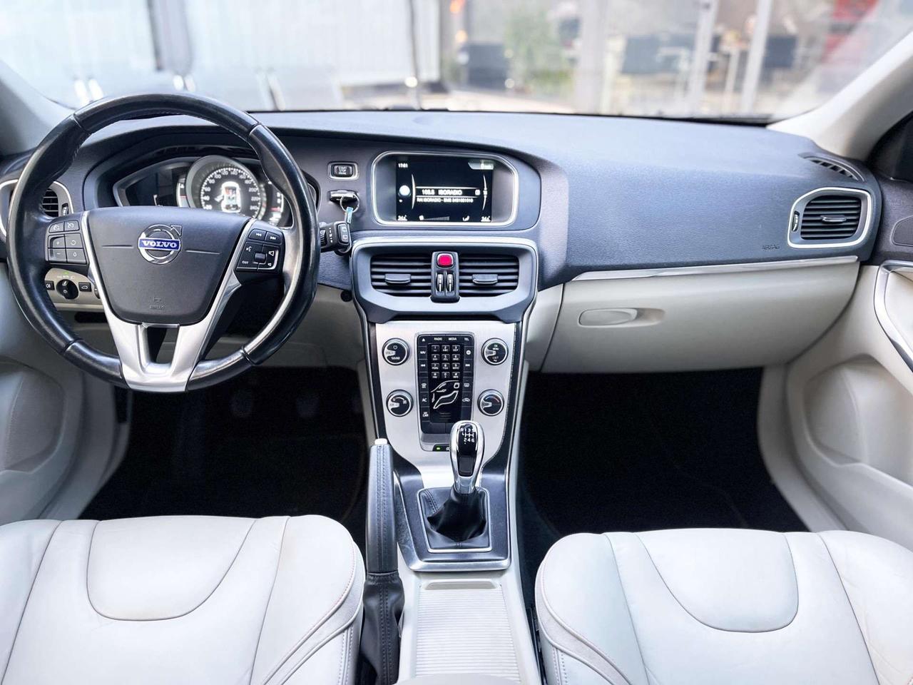 Volvo V40 1.6 Diesel 115CV E6 - 2015