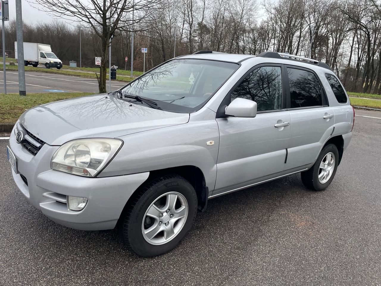 Kia Sportage 2.0 CRDI VGT 140CV*Automatik*Cerchi*