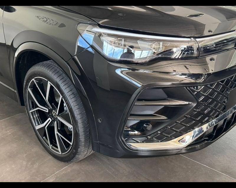 Volkswagen Tiguan 3ª serie 2.0 TDI 193 CV DSG 4MOTION R-Line Plus