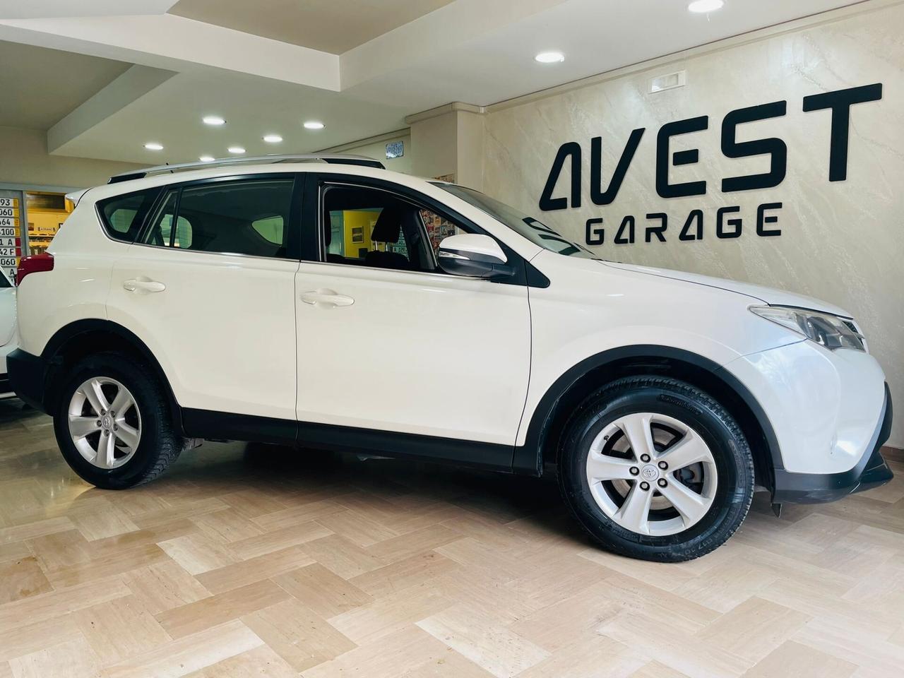 Toyota RAV 4 RAV4 2.0 D-4D 2WD