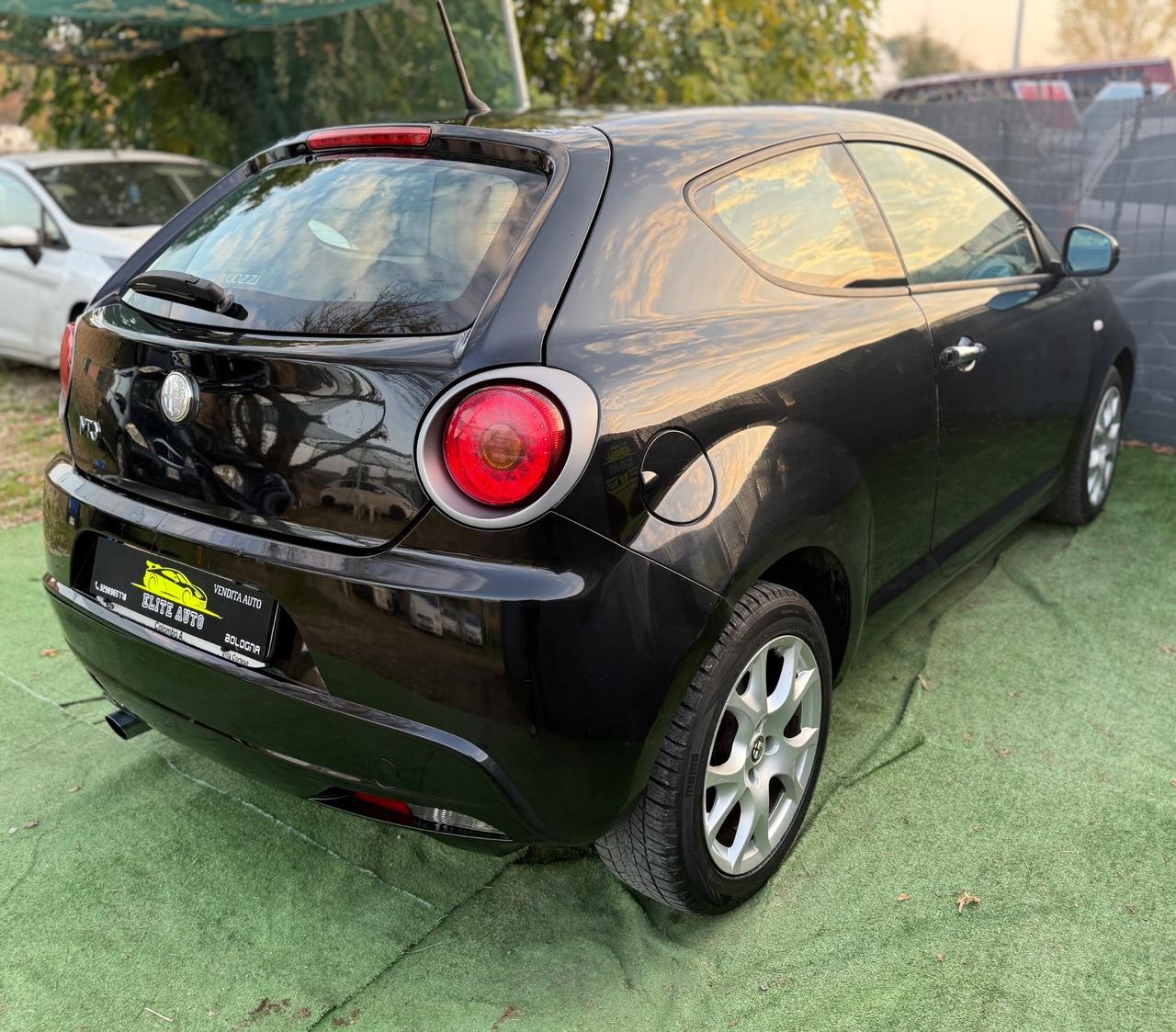 Alfa Romeo MITO 1.6 JTD DISTINCTIVE SPORT PACK