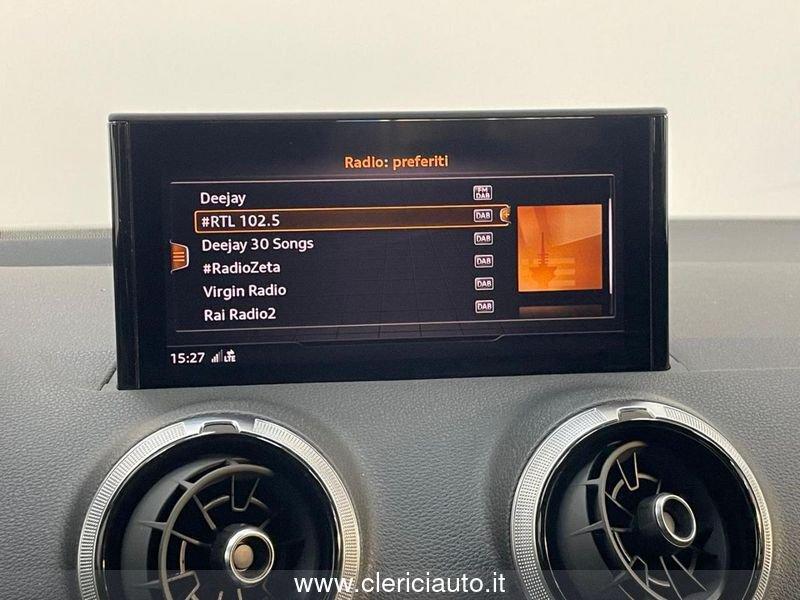 Audi Q2 35 TDI quattro S tronic Identity Black