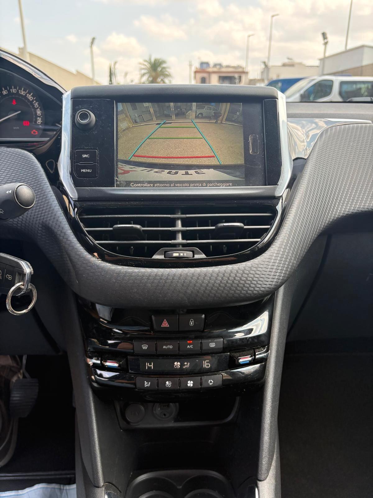 Peugeot 208 1.6 BlueHDi 100CV 5 porte Allure