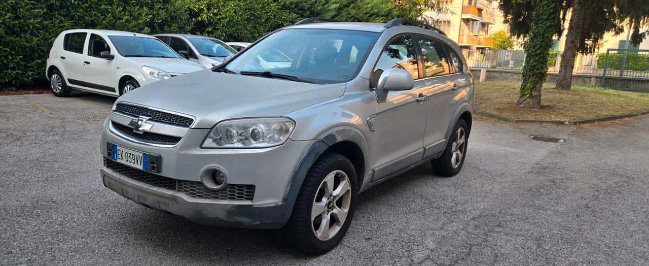 Chevrolet Captiva 2.4 2WD GPL 7Posti Gancio Traino