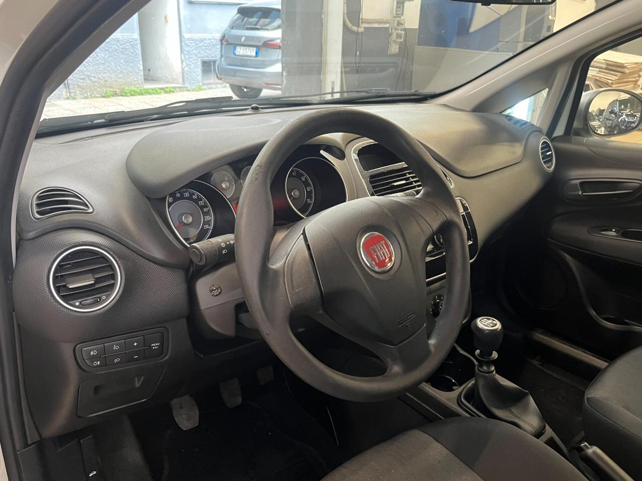 Fiat Punto 1.4 S&S 8V 5 porte Street