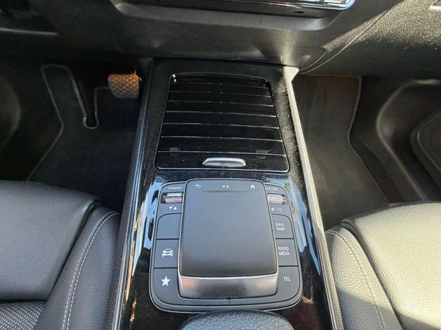 MERCEDES-BENZ GLB 200 d Automatic Sport