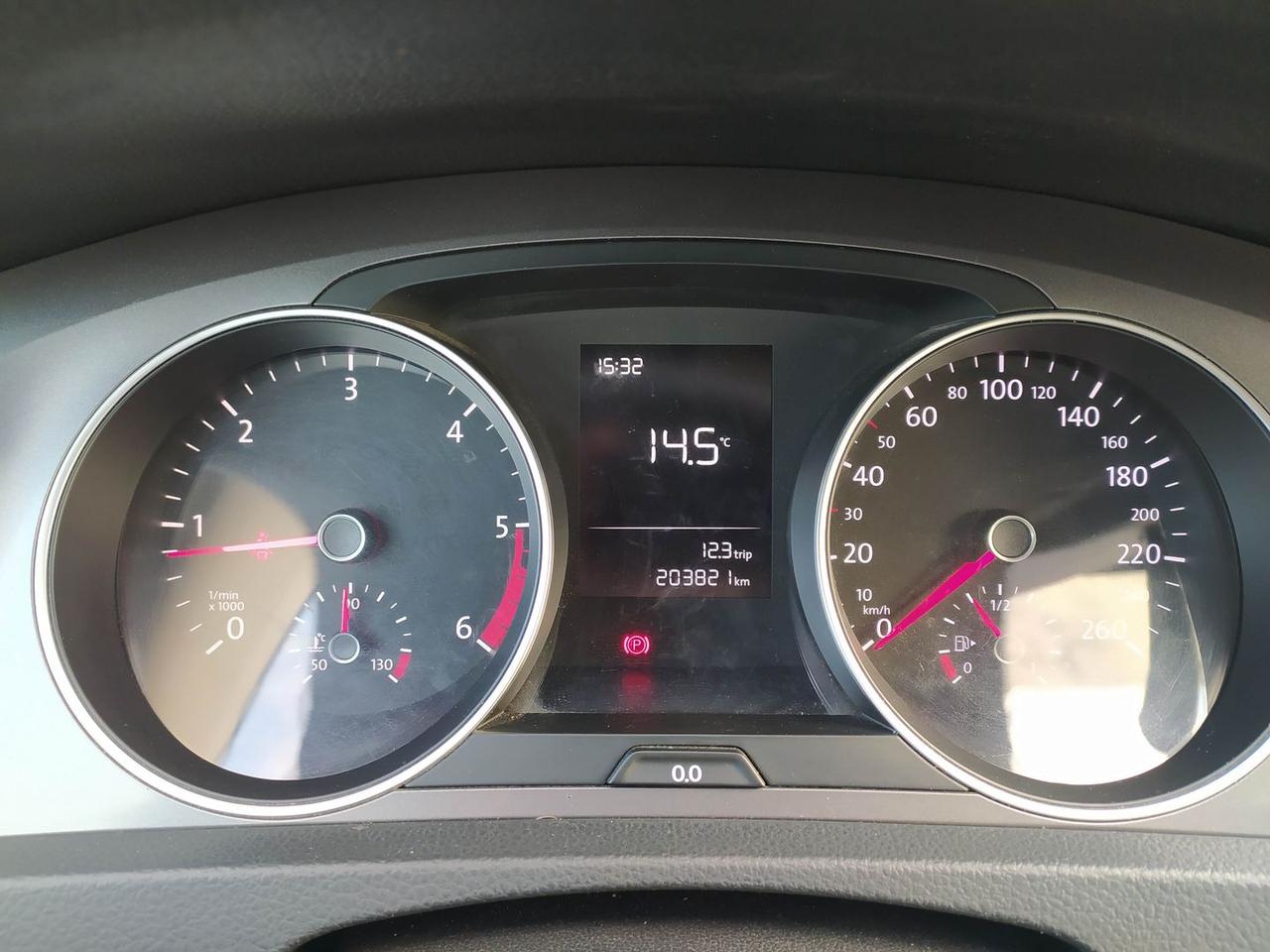 Volkswagen Golf Comfortline 1.6 TDI 110CV Bl #9567