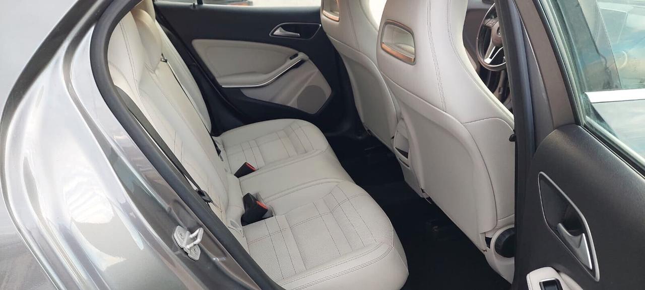 Mercedes-benz GLA 200 CDI Automatic Premium