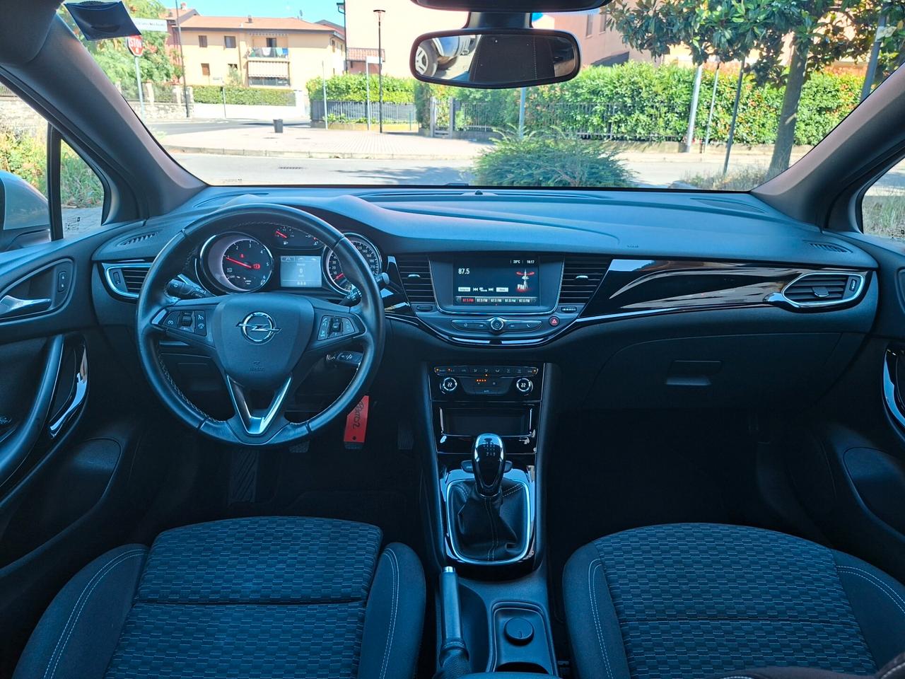 Opel Astra 1.6 CDTi 110CV Start&Stop 5 porte Innovation