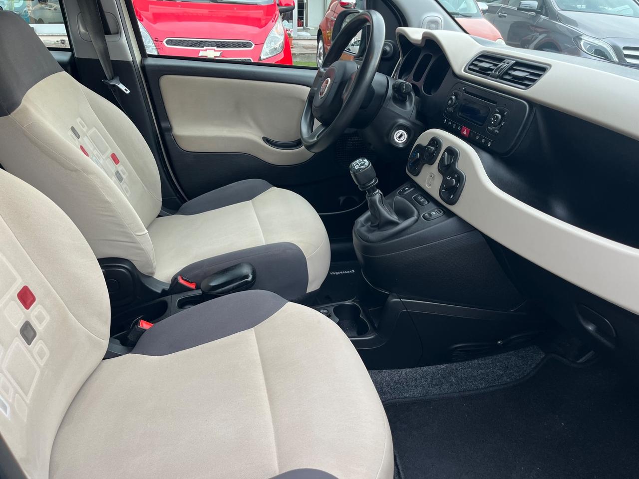 Fiat Panda/84CV/neopatentato/Euro6/unico proprietario/5Porte e 5Posti