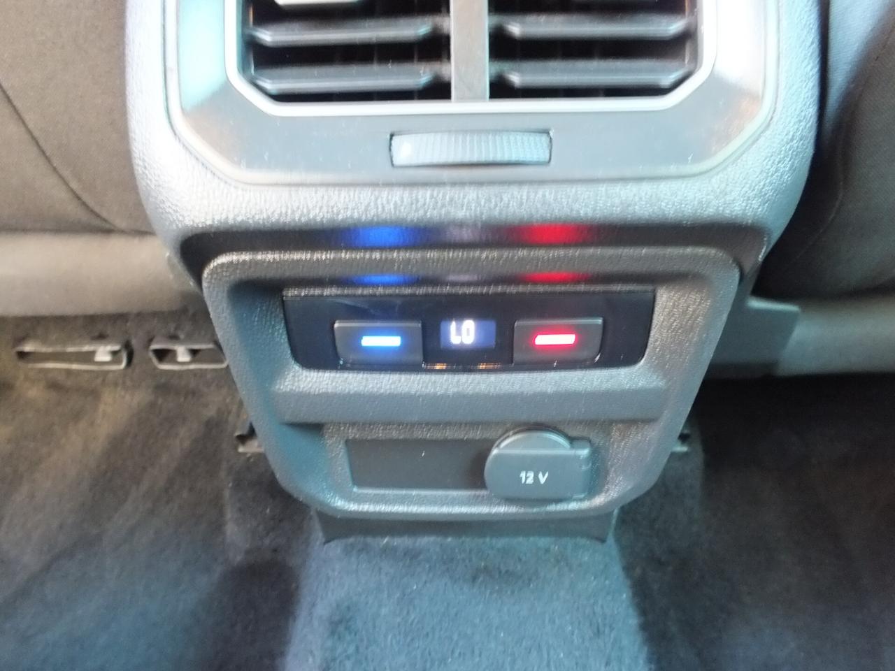 VW TIGUAN 1.6 TDI BUSINESS-NAVI-UNIPROPRIETARIO-