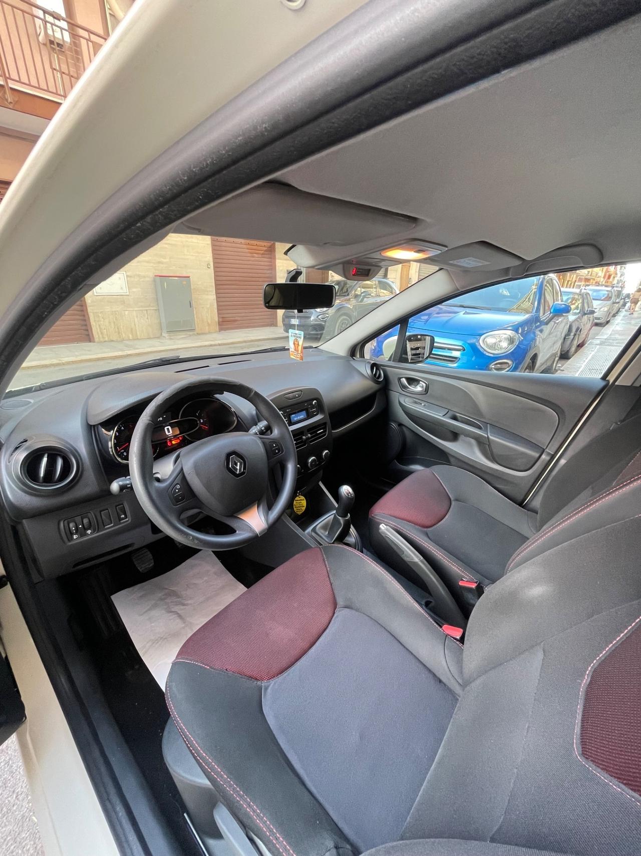 Renault Clio dCi 8V 75 CV Start&Stop 5 porte Energy Intens