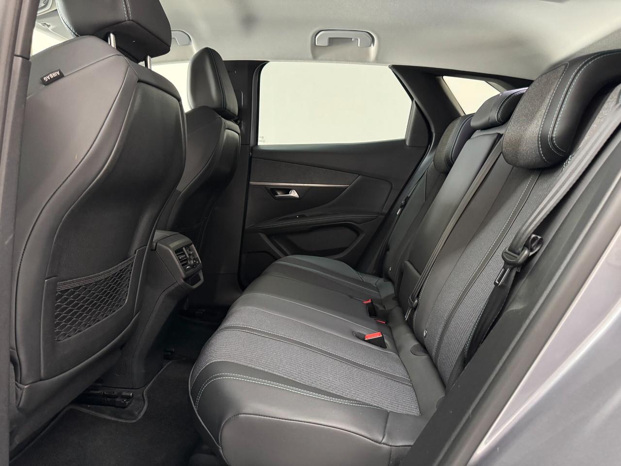 Peugeot 3008 BlueHDi 130 S&S EAT8 Allure Pack
