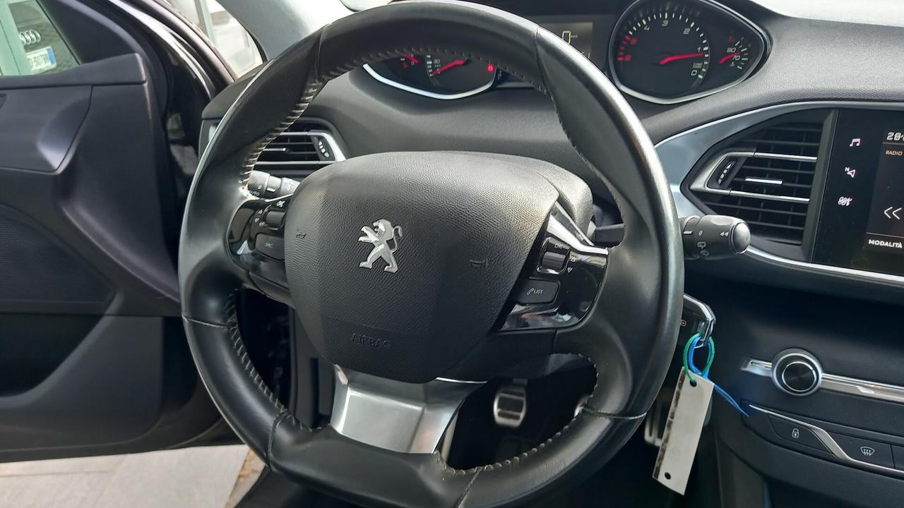 Peugeot 308 BlueHDi 100 S&S SW Style