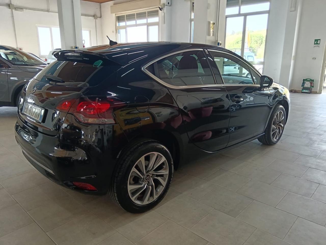 Ds DS4 DS 4 1.6 e-HDi 110 airdream So Chic