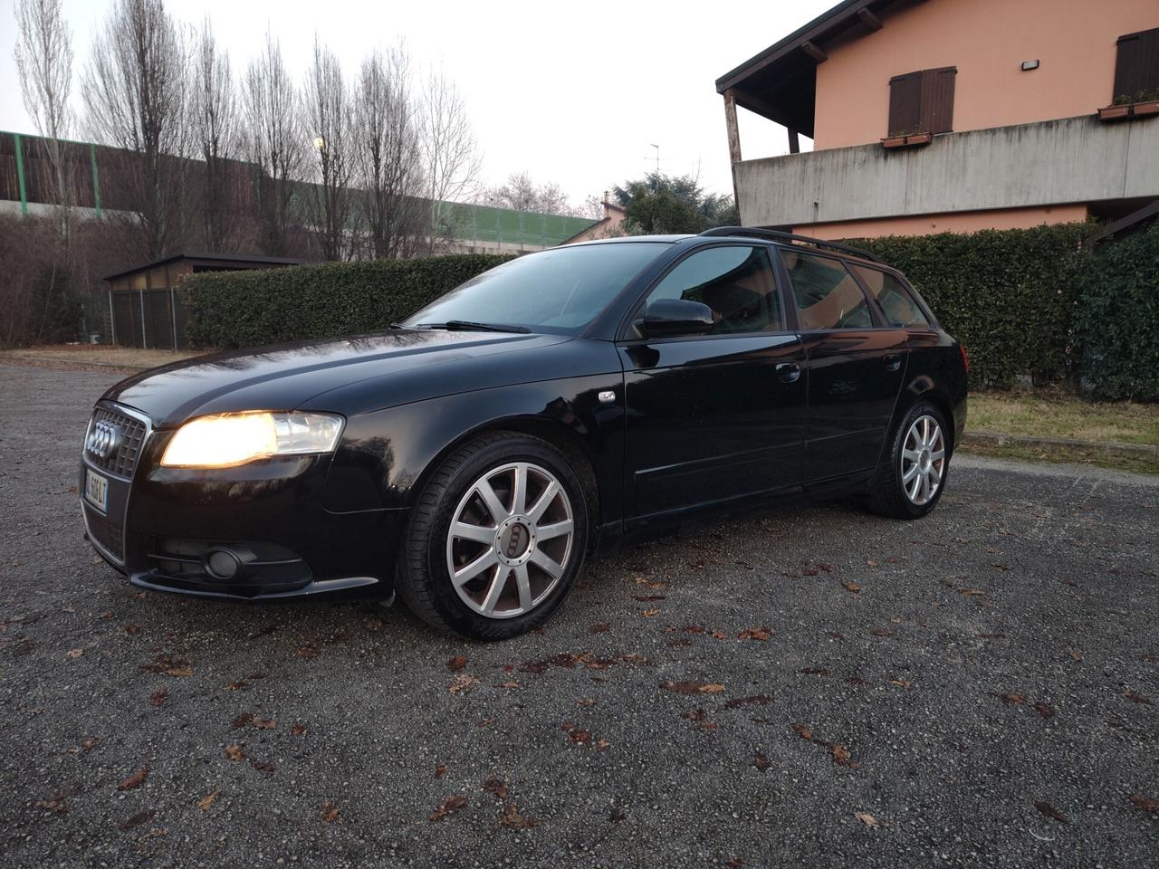 Audi A4 2.0 16V TDI Avant S LINE SOLO 120.000KM!!!