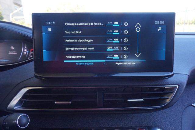PEUGEOT 3008 BlueHDi 130 S&S EAT8 Allure Pack