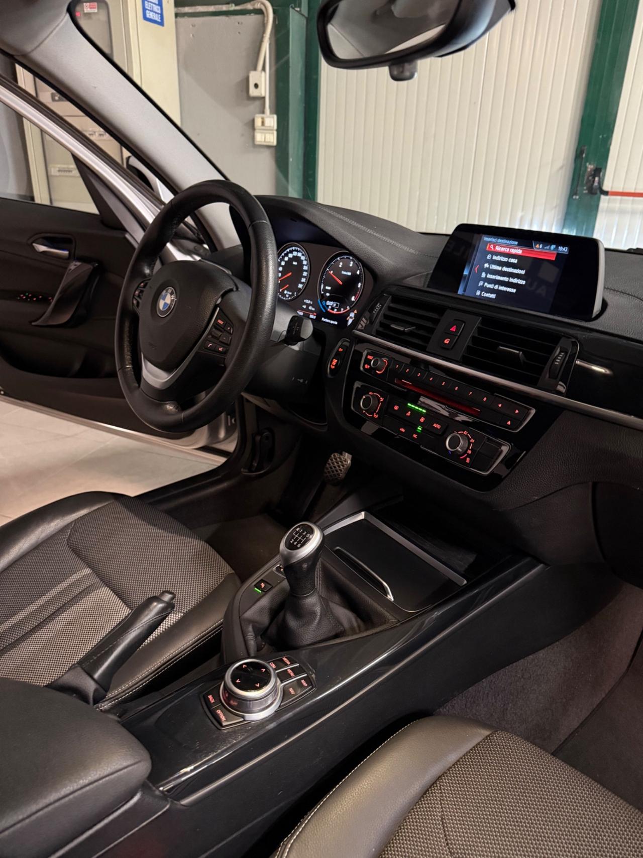 Bmw 116d 5p. URBAN EU6B INTROVABILE KMCERT GARANZ UNICOPR