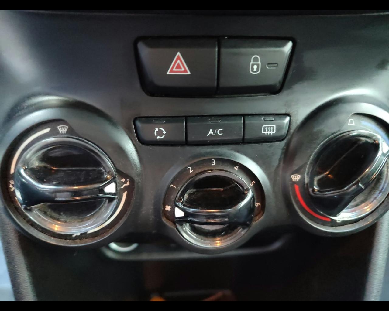 PEUGEOT 208 1° serie - PureTech 82 5 porte Active