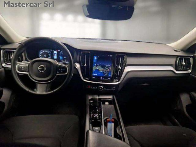 VOLVO V60 V60 II 2019 2.0 b4 Momentum Business Pro auto - GG