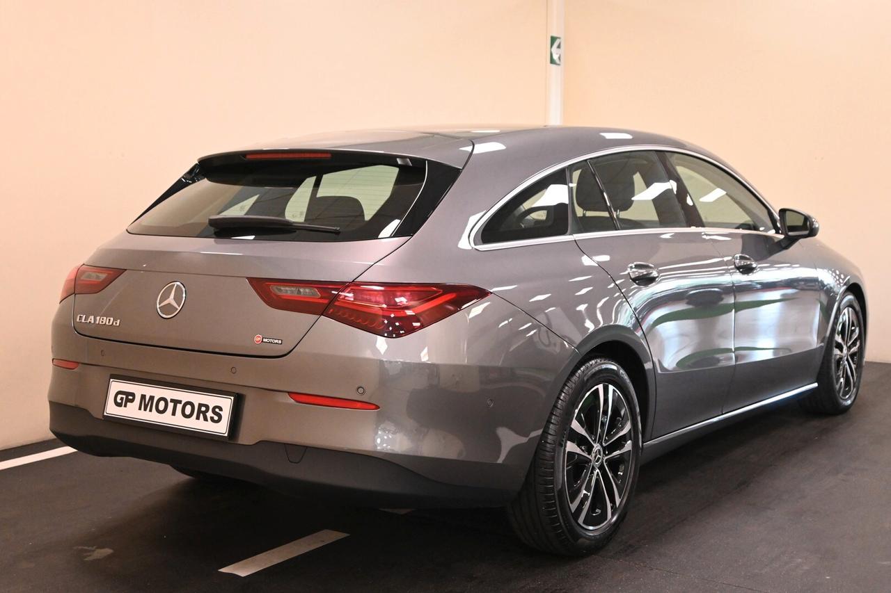 MERCEDES CLA S.Brake (X118) CLA 180 d Automati...