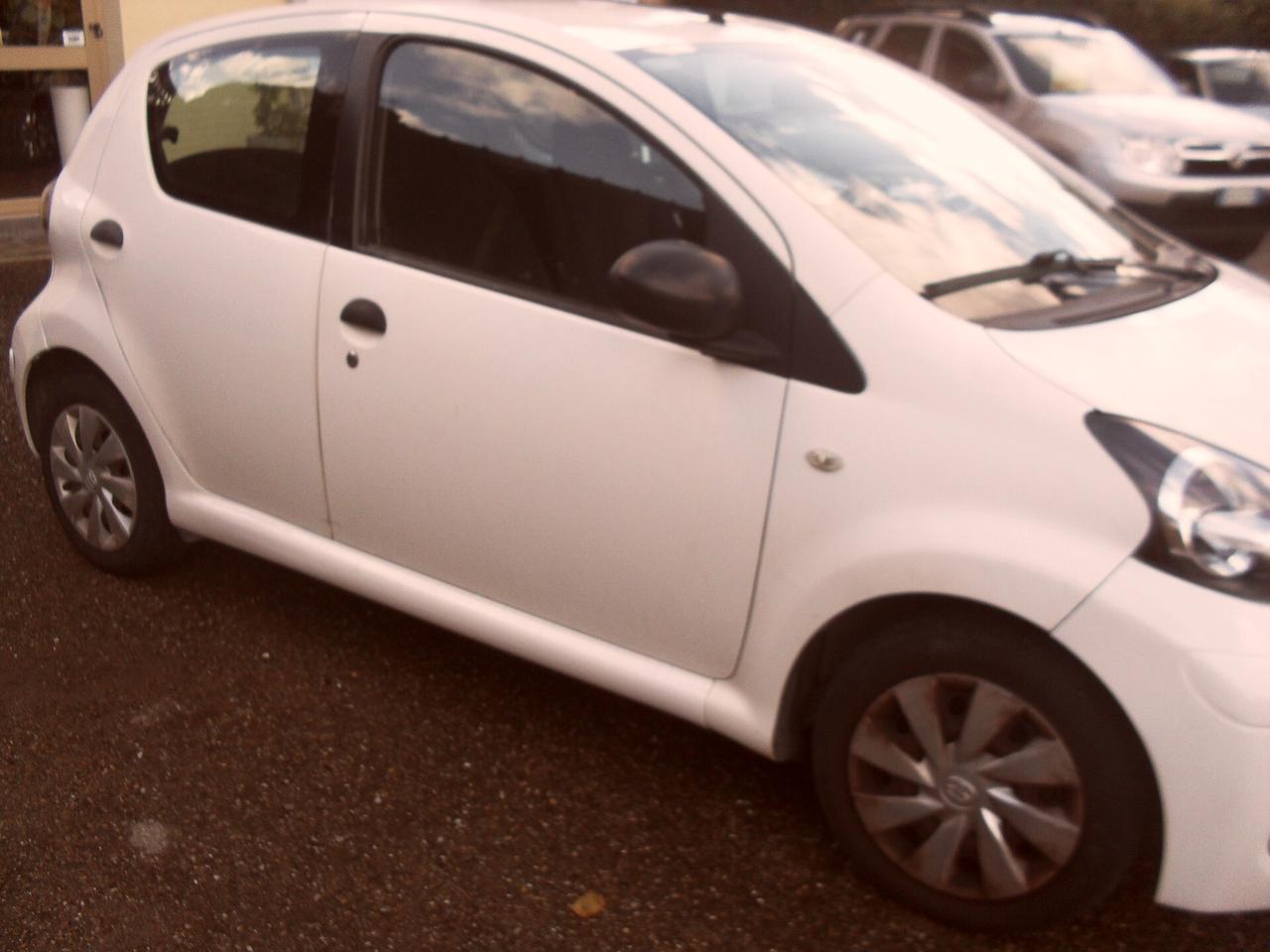 Toyota Aygo 1.0 12V VVT-i 5 porte Lounge Connect