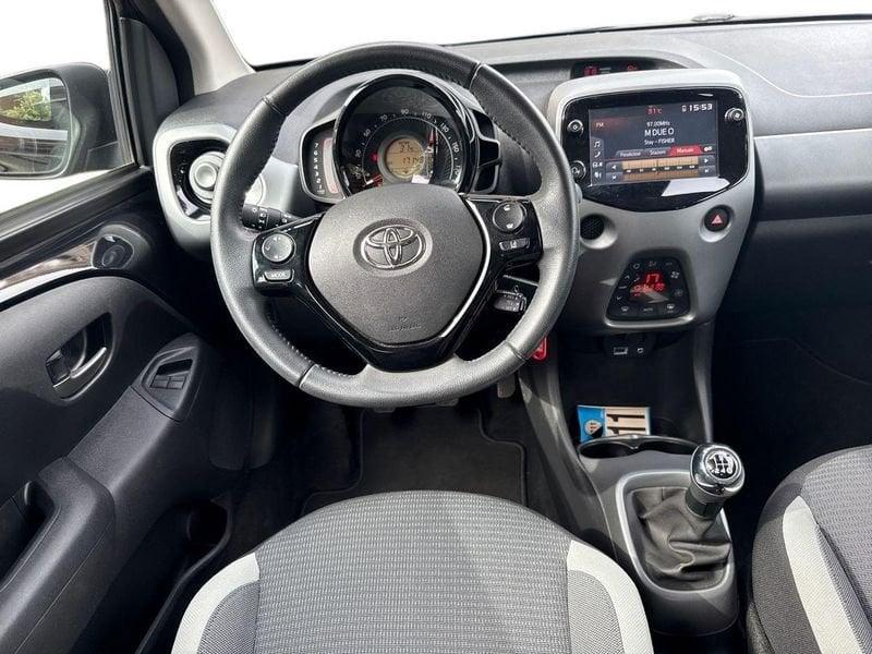 Toyota Aygo Aygo 5p 1.0 x-play 72cv