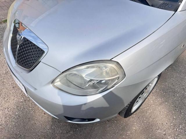 Lancia Ypsilon 1.2 8v Argento