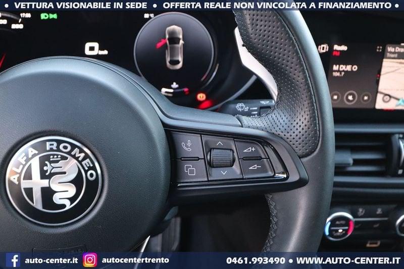 Alfa Romeo Giulia 2.0 Turbo 280CV AT8 AWD Q4 Veloce